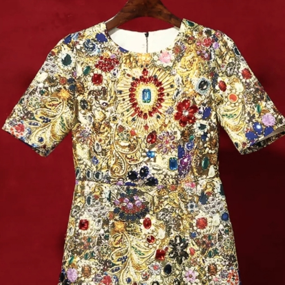 Luxury dress and head band - Picture 1 of 6